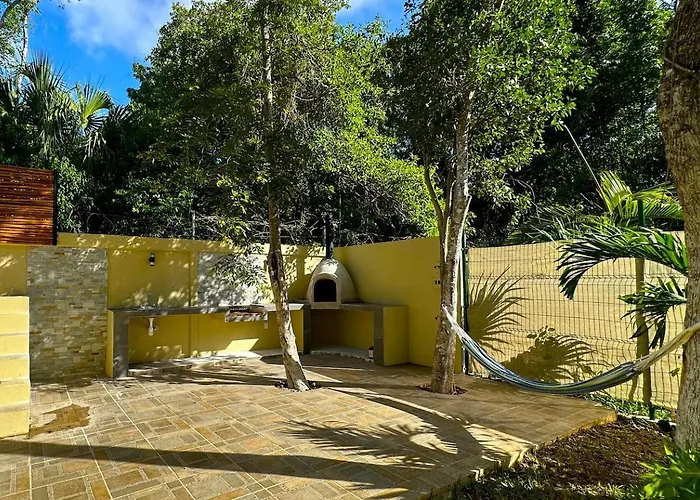 Private Fresh Pool, Huge Garden, Xcalacoco