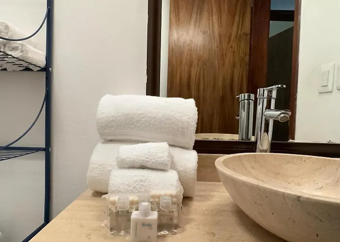 Private Fresh Pool, Huge Garden, Xcalacoco * Playa del Carmen