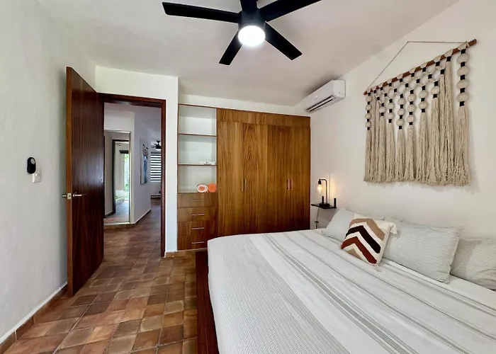 Private Fresh Pool, Huge Garden, Xcalacoco